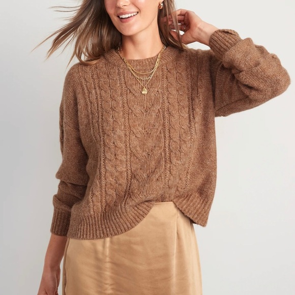 Old Navy Sweaters - Heathered Cable Knit Sweater